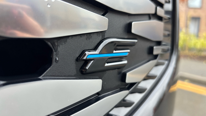 Ford Transit Custom E-320 L1 Rwd 100kW 65kWh H1 Van Limited Auto